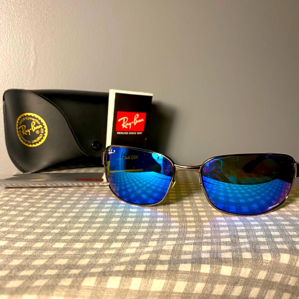 Ray Ban- Blue Mirror Chromance- RB3566
